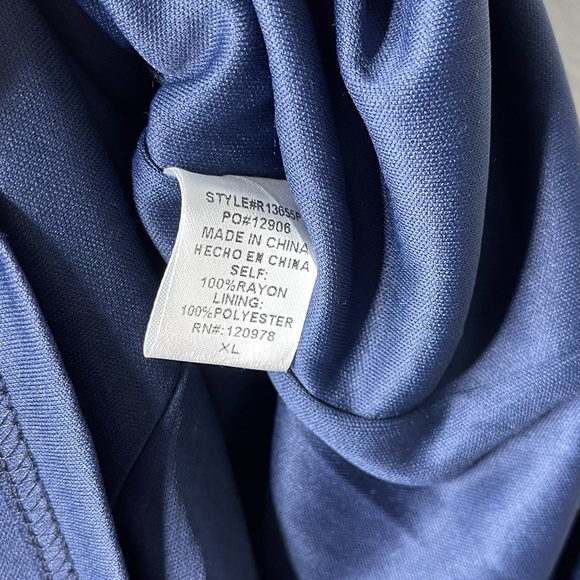 Entro Navy Floral Ruffle Shorts Romper Size XL - Picture 5 of 5